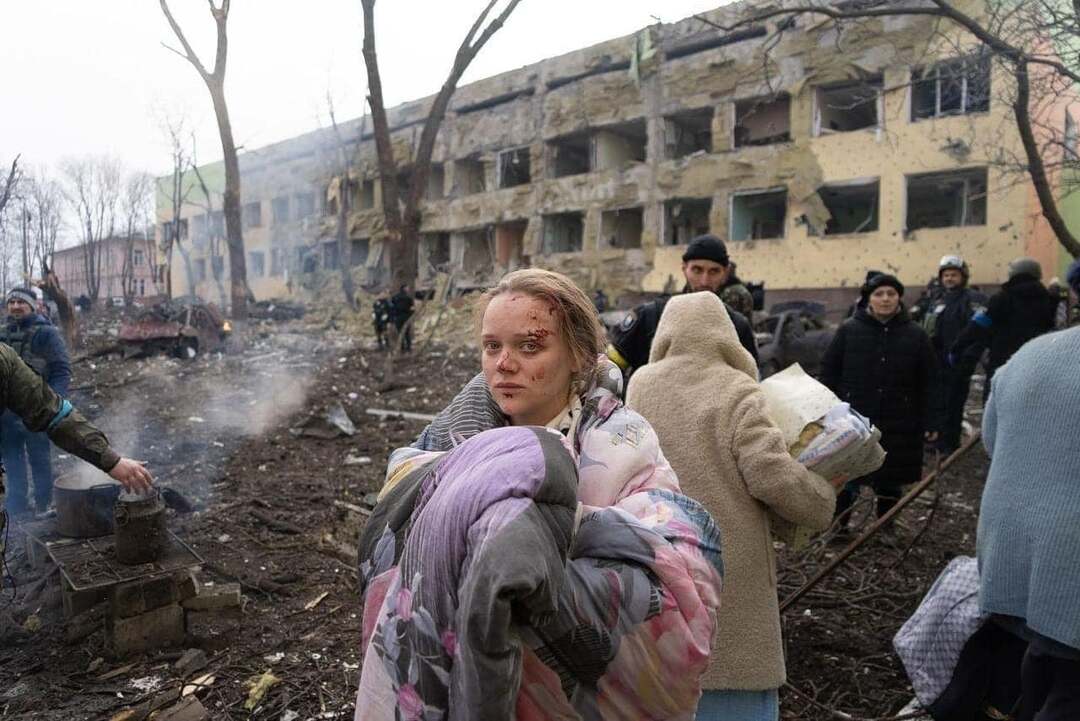 Putin's killer missiles targeted a maternity hospital, killing and wounding hundreds of innocent. Russia is bombing this Ukrainian city out of existence! (File photo and text: Euromaidan Press)