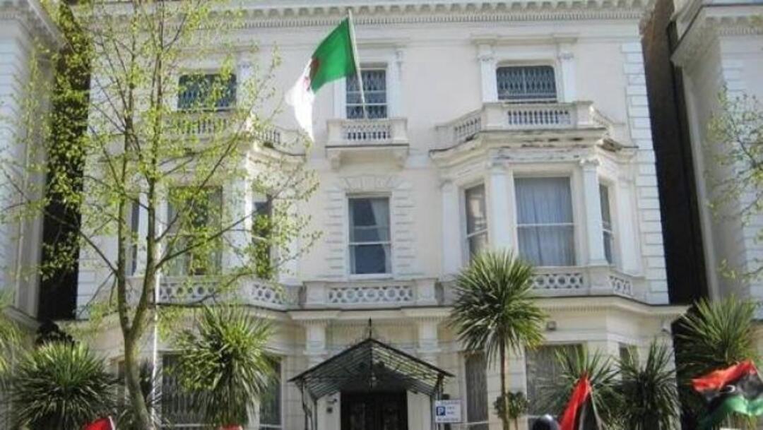 بعد إغلاقها لـ 8 سنوات.. إعادة افتتاح القنصلية الجزائرية في ليبيا