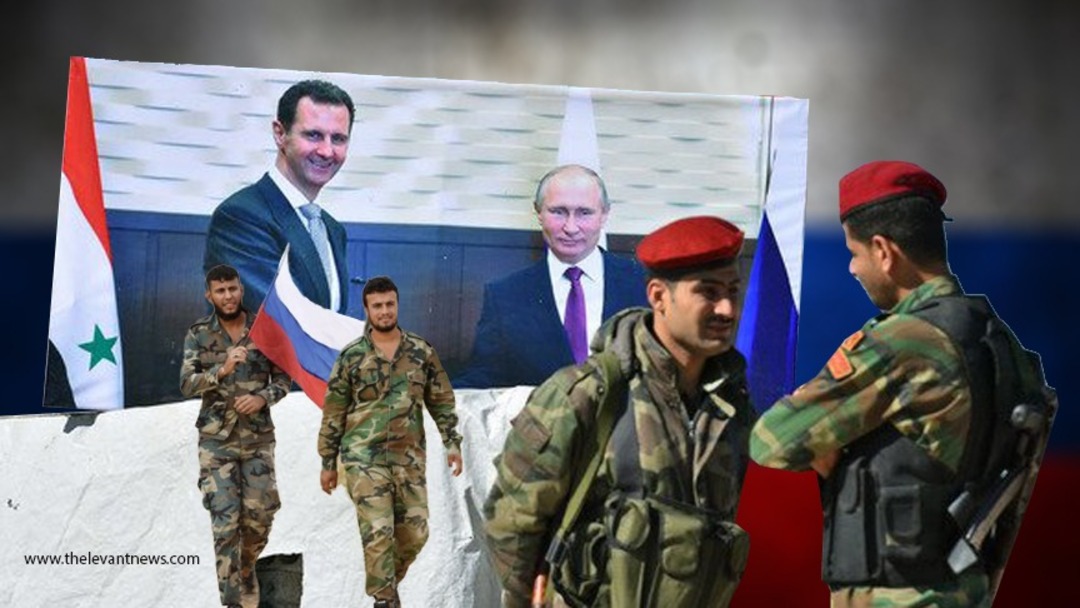 المرصد.. مرتزقة سوريون مع قائدهم 