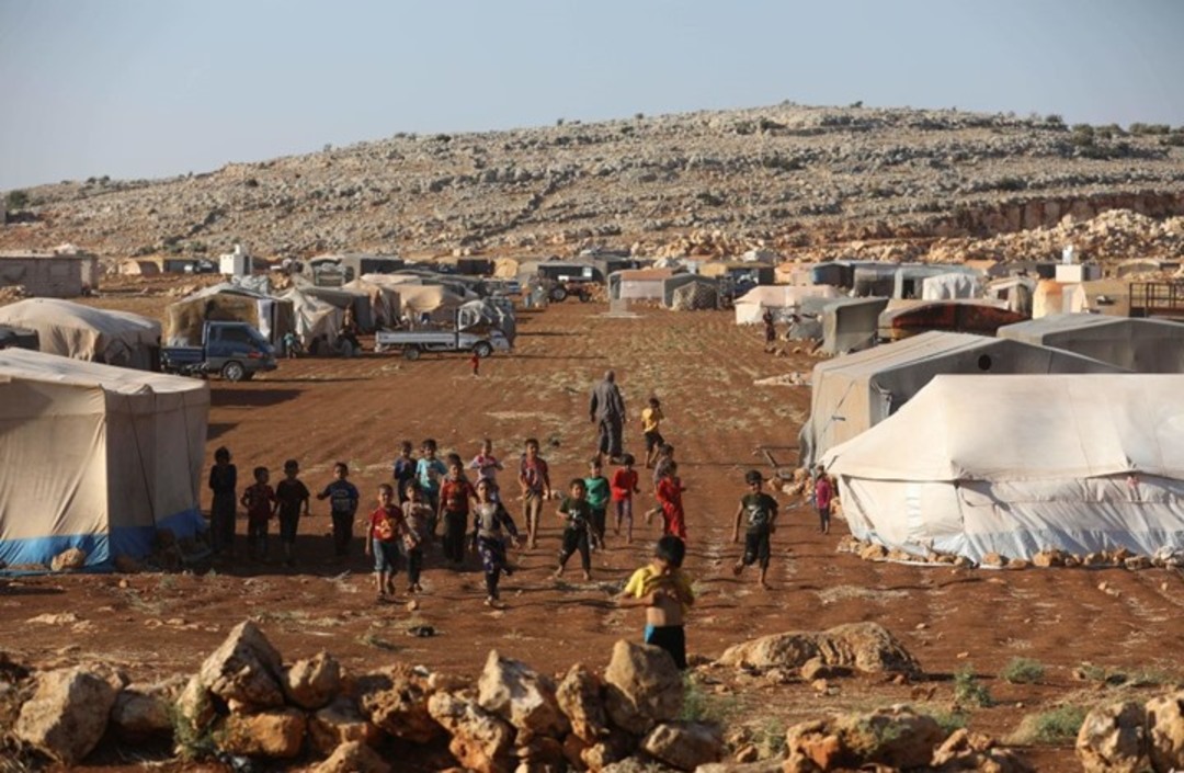 انقطاع الدعم عن مركز صحي يهدد آلاف النازحين في مخيم بإدلب