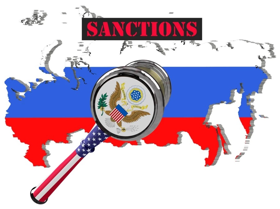 عقوبات أمريكية على روسيا بسبب غزوها لأوكرانيا. FEE.ORG
