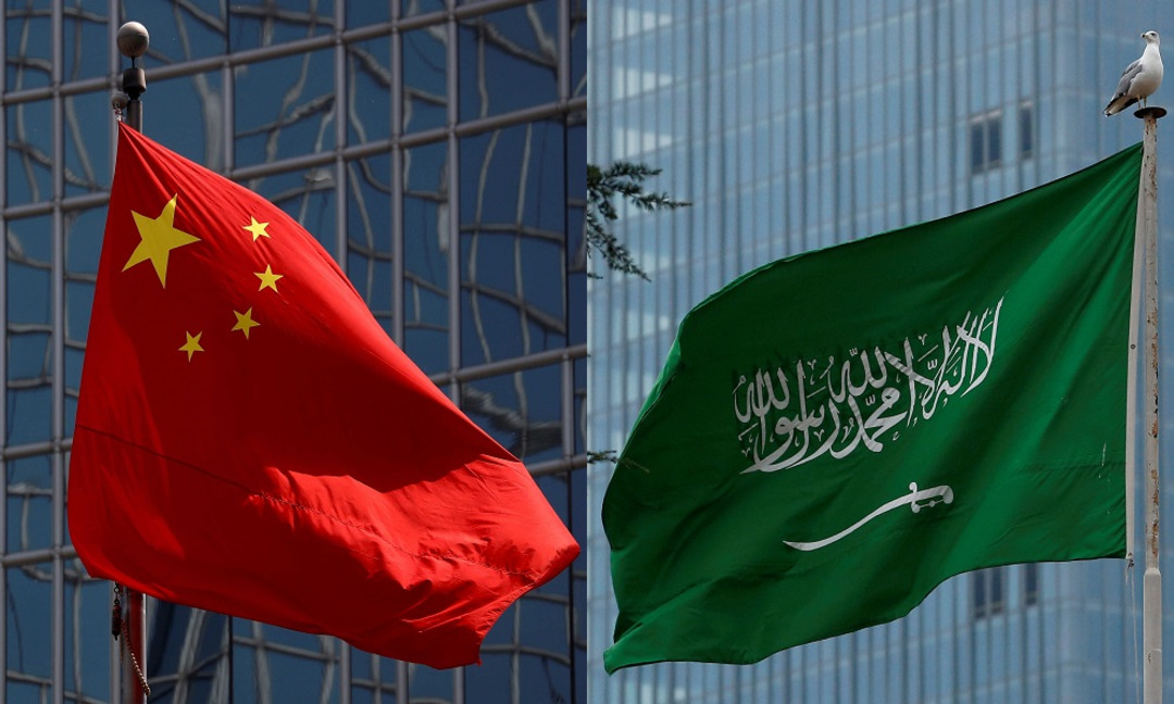 السعودية تعود لصدارة موردي النفط إلى الصين