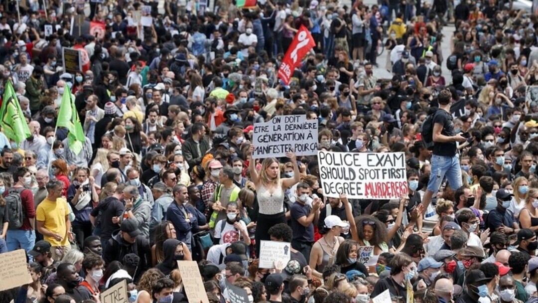 تظاهرات فرنسا ضد العنصرية