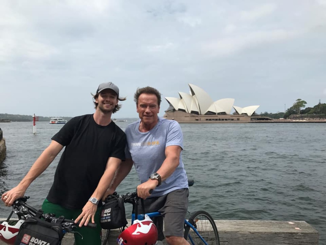 Arnold Schwarzenegger on bicycle/Official Facebook page
