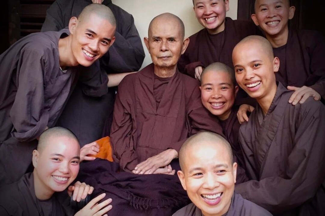 Thich Nhat Hanh with Zen monks/Official Facebook page