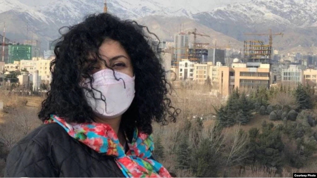 حكم بالسجن ثمانية أعوام و80 جلدة على ناشطة إيرانية