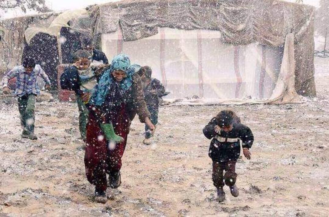 UN official describes winter conditions in Syrian refugee camps as horror scenes