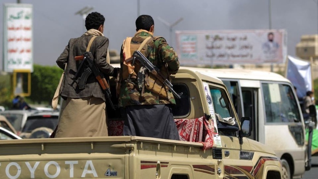 اليمن يطالب بضمان عدم توجيه الحوثيين عائدات النفط لـ