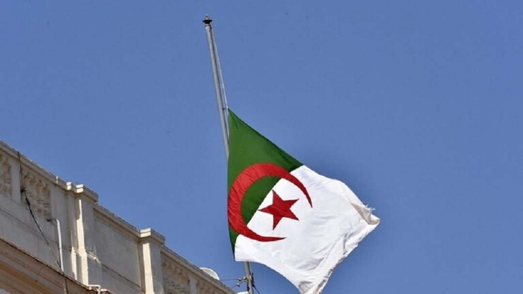 الجزائر في حملة مكافحة الفساد.. ثلاثة وزراء إلى السجن