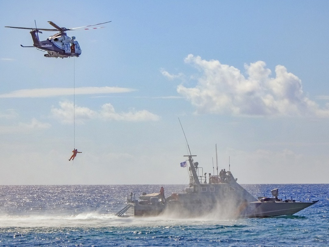 Coast guard-Rescue operation/Pixabay