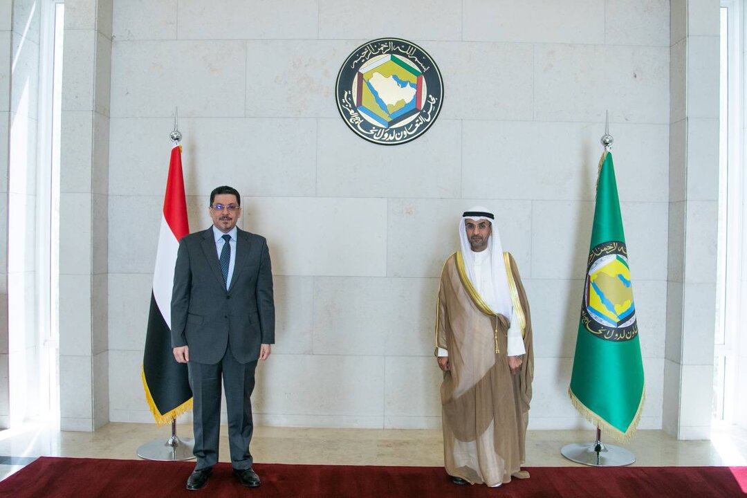 سفير مجلس التعاون الخليجي يشيد بالمشاورات اليمنية 