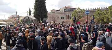 Hundreds took to the streets in rare southern Syria protest