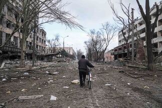 روسيا تقصف المستشفيات.. و7 مُدمرة وفق الصحة الأوكرانية