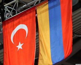 الأرمن ينهالون ضرباً على السفير التركي بأمريكا.. قبل هروبه