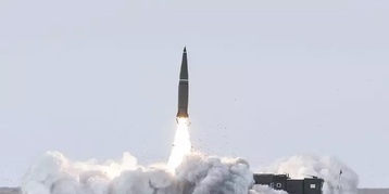 أكثر من 100 صاروخ يستهدف الأراضي الأوكرانية