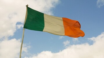 أيرلندا تطلق مبادرة لتسوية أوضاع المهاجرين غير القانونيين