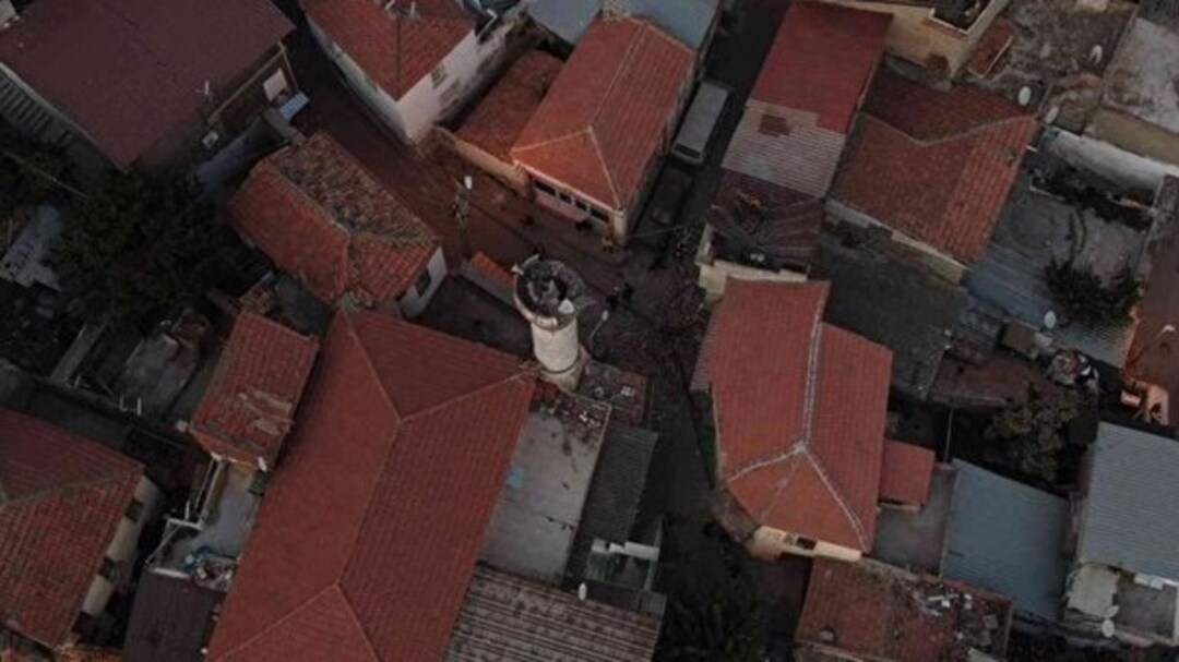 زلزال في أزمير التركية.. رافقه سقوط لمئذنة مسجد