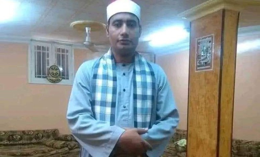 وفاة إمام مسجد مصري إثر أزمة قلبية بعد تنمر عليه أحد المصلين