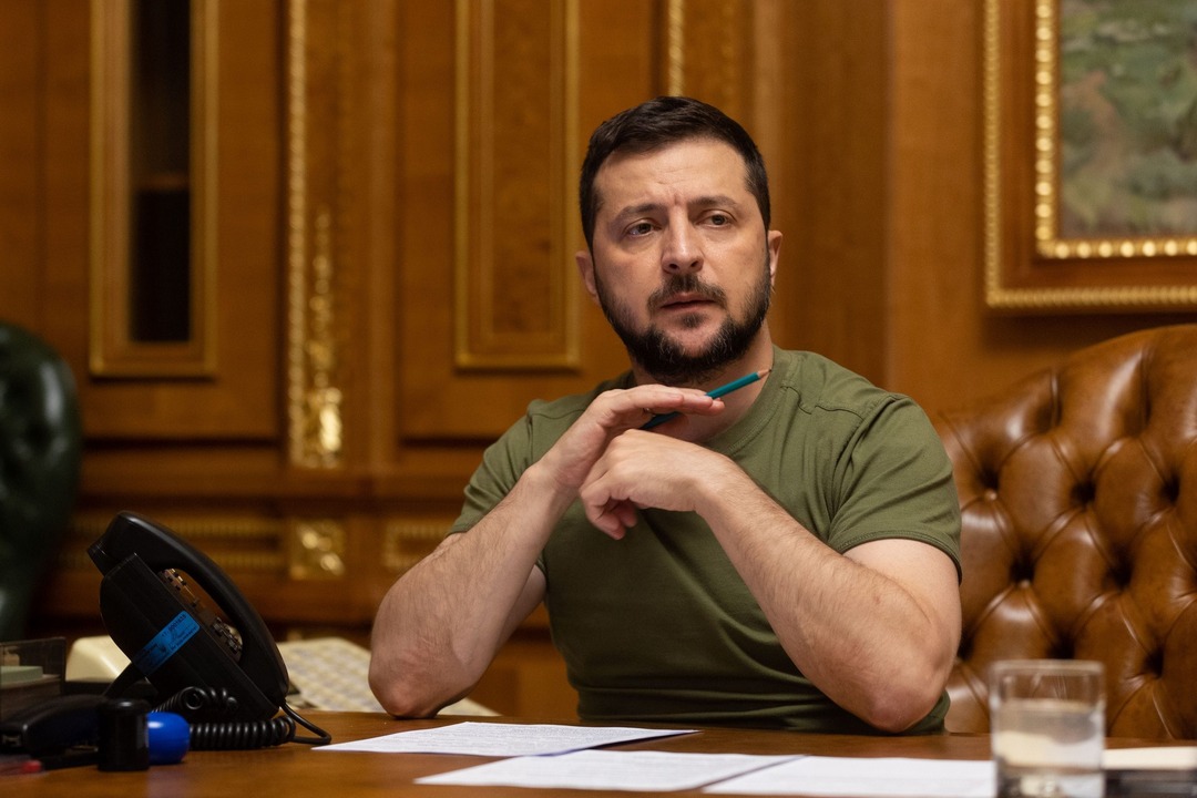 Russian tactics on eastern front 'crazy', says President Zelensky