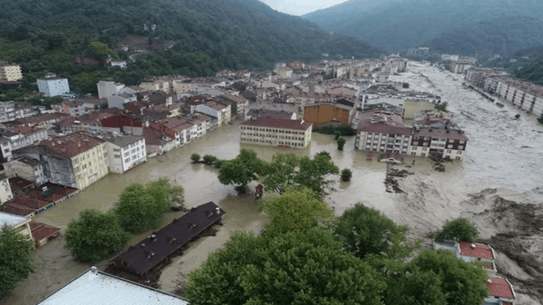 فيضانات تجتاح عدة ولايات تركية وإدارة الكوارث تحذر