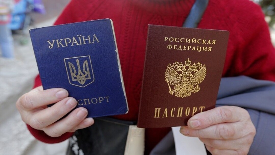 موسكو تمنح الجنسية الروسية للأوكرانيين.. وحكومة 