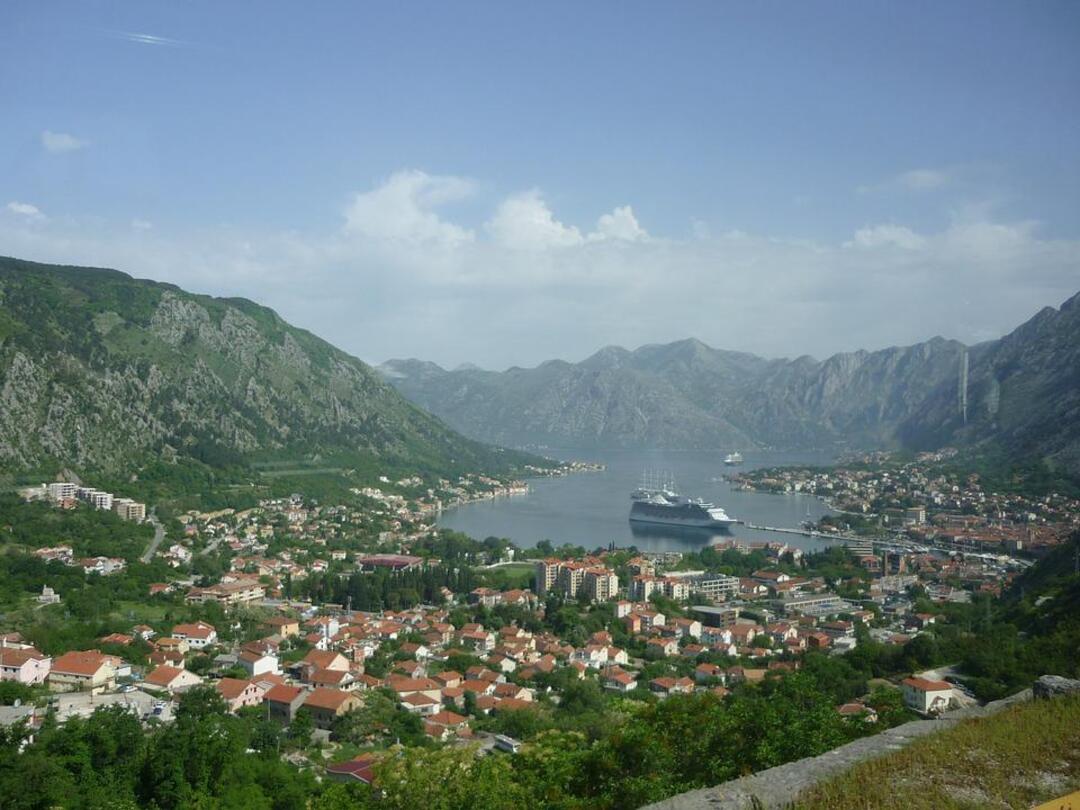 Montenegro: Man guns down at least 11 amid suspected domestic dispute
