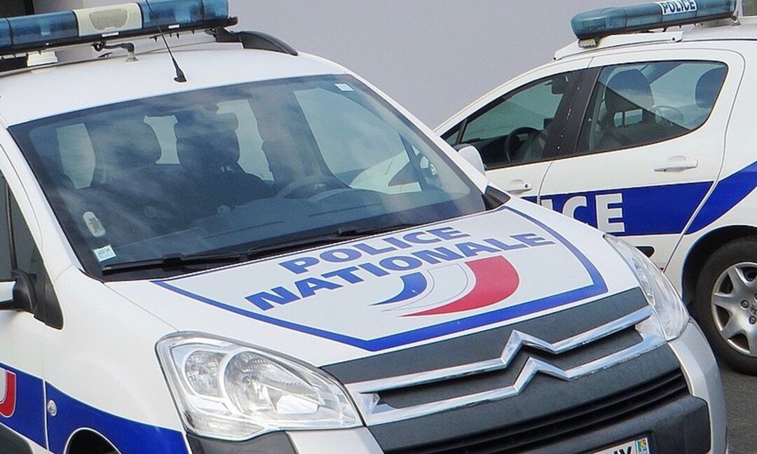 الشرطة الفرنسية توقف مغربياً قطع رأس والده