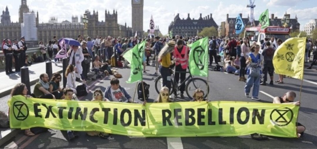 Extinction Rebellion protests occupy bridges in London (File photo: A news)