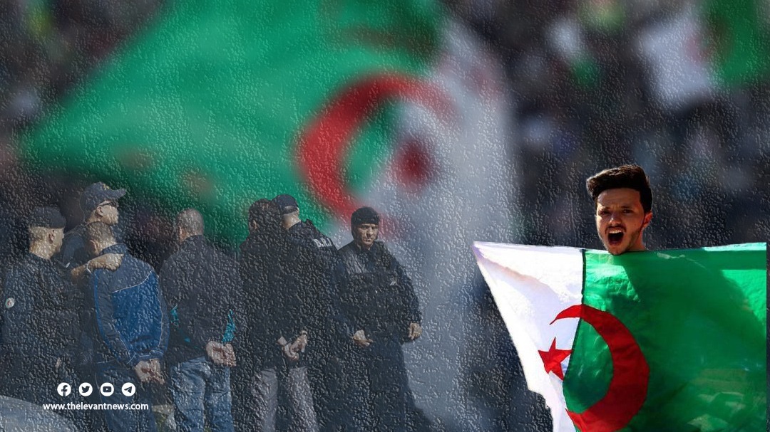 النظام الجزائري يعتقل ناشطاً سياسياً على خلفية تدوينة