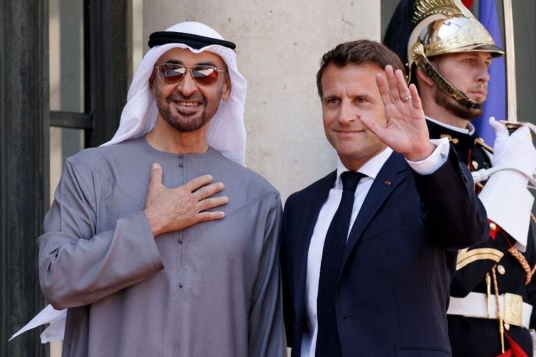 الإمارات وفرنسا توقعان عدداً من الاتفاقيات والمذكرات
