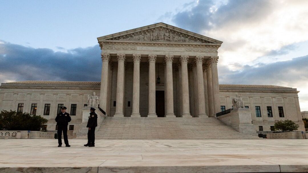 المحكمة العليا الأمريكية تعتزم إلغاء حق الإجهاض