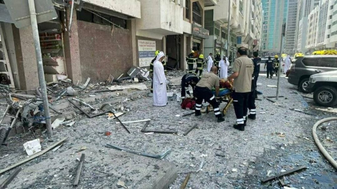 انفجار أبو ظبي يسفر عن مقتل شخصين وإصابة 120 آخرين
