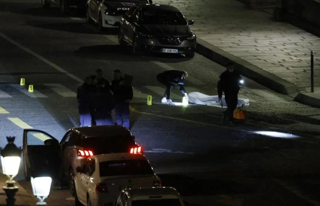 مقتل شخصين بعد إطلاق نار من شرطة باريس