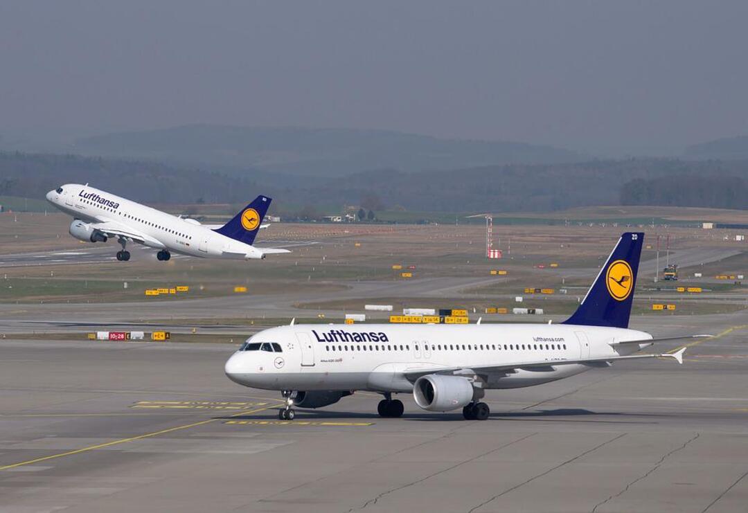 Over 1,000 Lufthansa flights canceled as German ground staff strikes