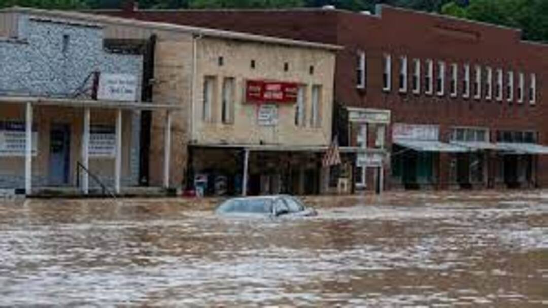 مقتل 8 على الأقل  بسبب فيضانات كنتاكي الأميركية