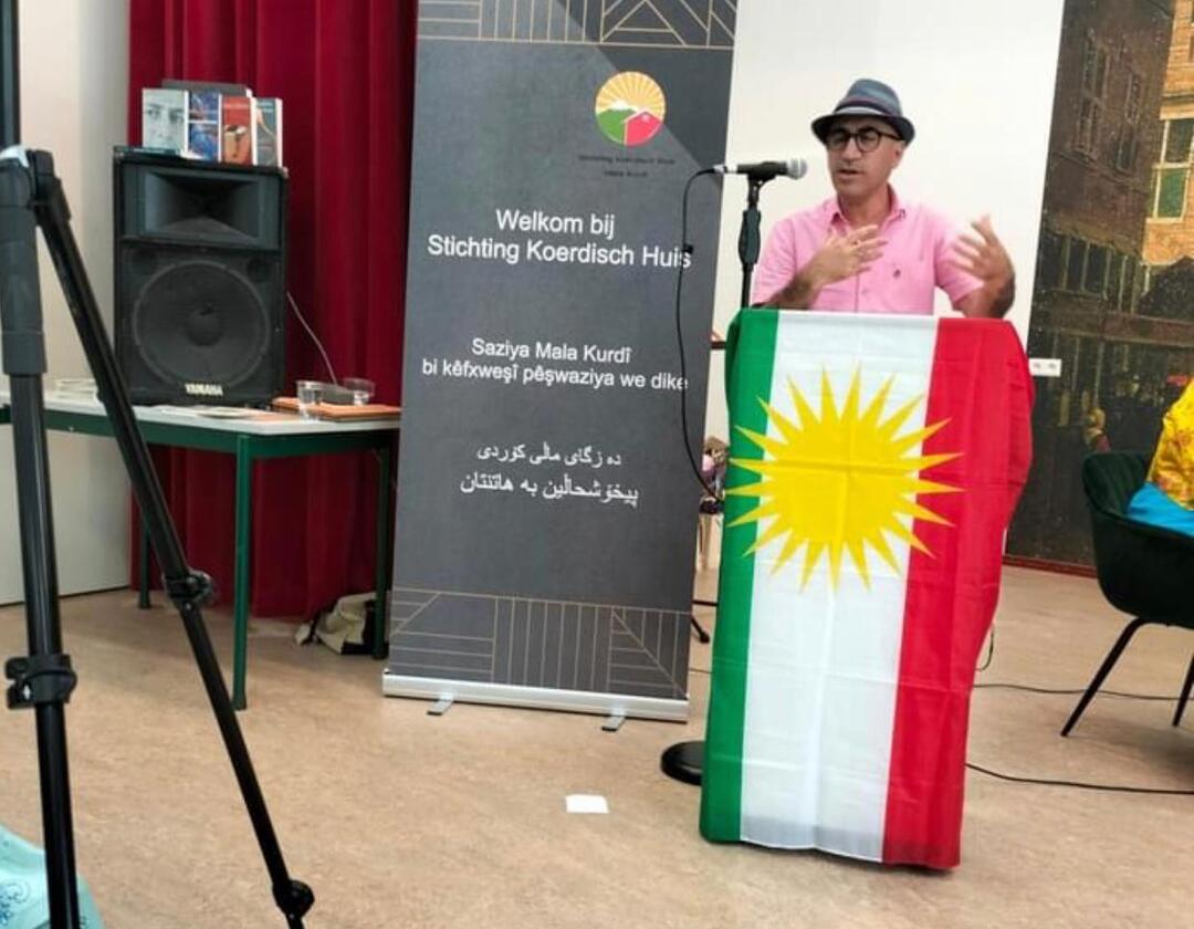 الروائي الكردي هوشنك أوسي