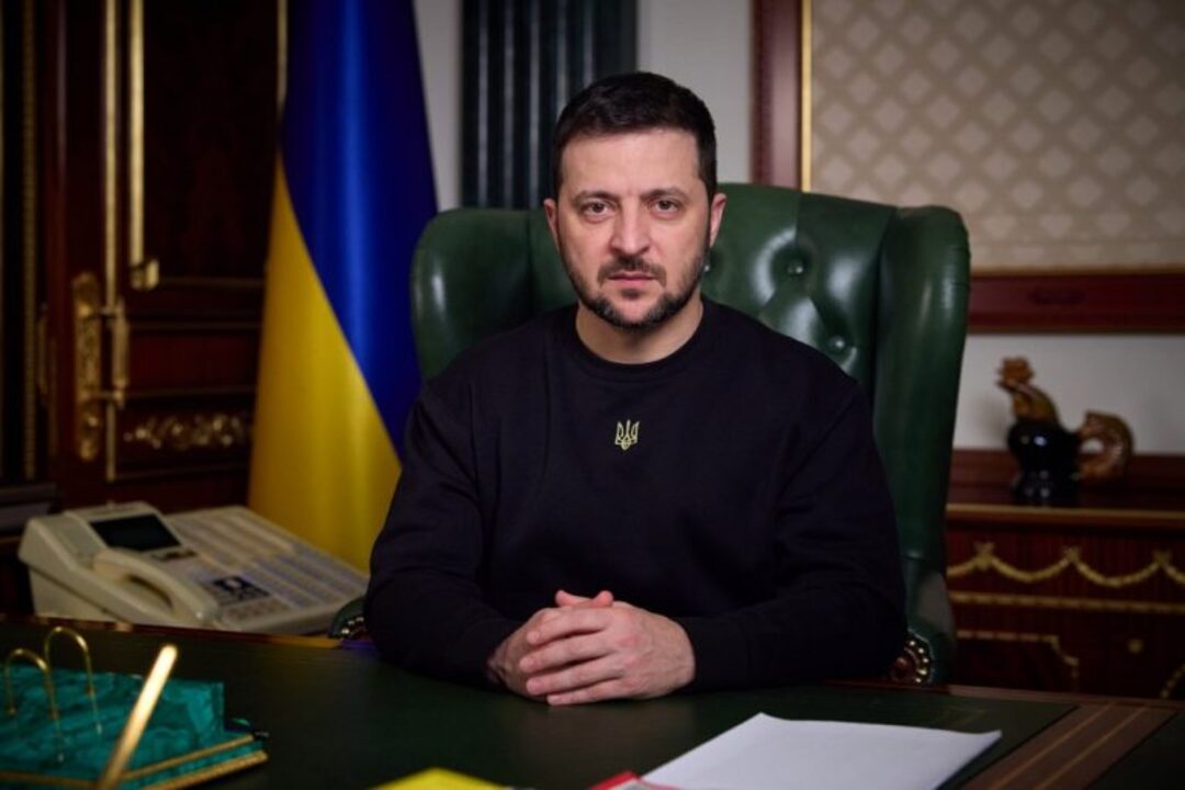 زيلينسكي: القوات الأوكرانية تسيطر على كل قطاعات الجبهة