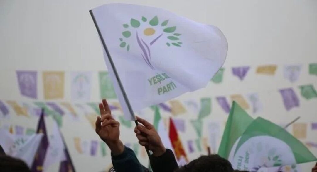 Kurdish tribal leader diverts support from AKP to CHP