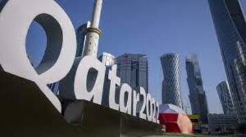 كأس العالم في قطر سيسمح بأعلام المثليين