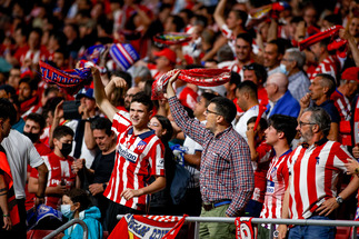 أتلتيكو مدريد يحسم الدربي ويقترب من دوري الأبطال