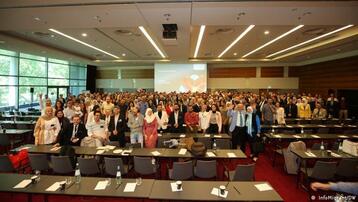 350 طبيباً وصيدلانياً سورياً ينظمون جهودهم ضمن مؤتمر بألمانيا
