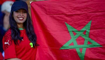 الشرطة الإسبانية تعتدي على مشجعات مغربيات