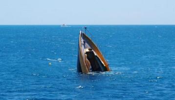 تونس.. حجز أفراد طاقم سفينة غرقت قبالة سواحلها
