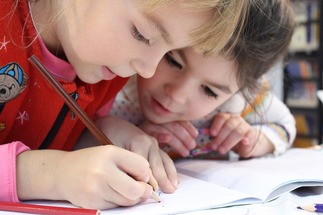 Report says that Australian students' writing skills in sharp decline