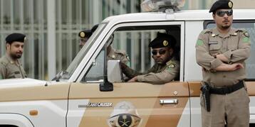 السعودية.. القبض على عصابة تزوير عملات أجنبية