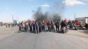 تجدد الاحتجاجات المطالبة بتحسين الأوضاع المعيشية في دير الزور