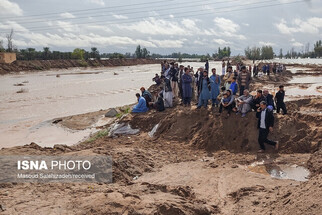 فيضانات تهدد جنوب إيران