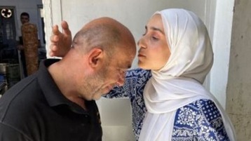 شابة أردنية تنقذ والدها من الإفلاس