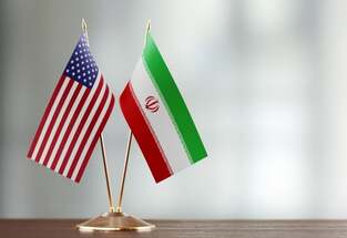 إيران وجهت تحذيرا لطائرة أمريكية قرب خليج عمان