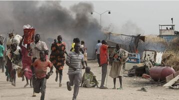طرفا الصراع السوداني يتبادلان الاتهامات بتدمير جسر شمبات